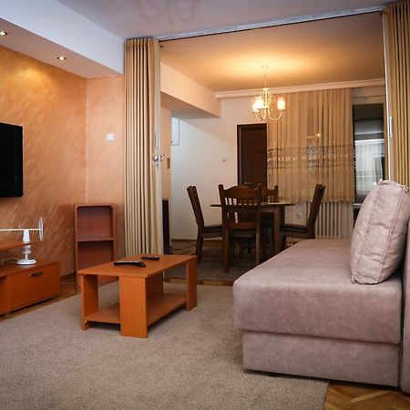 Comfort Inn Apartment Novi Pazar Exterior foto