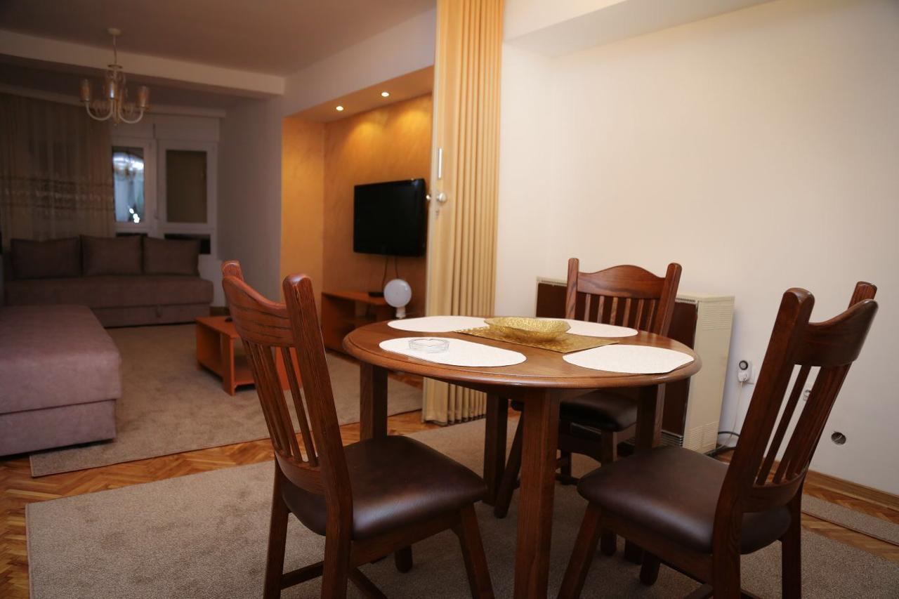 Comfort Inn Apartment Novi Pazar Exterior foto